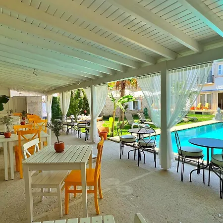 Hotel Jardin D'azur *